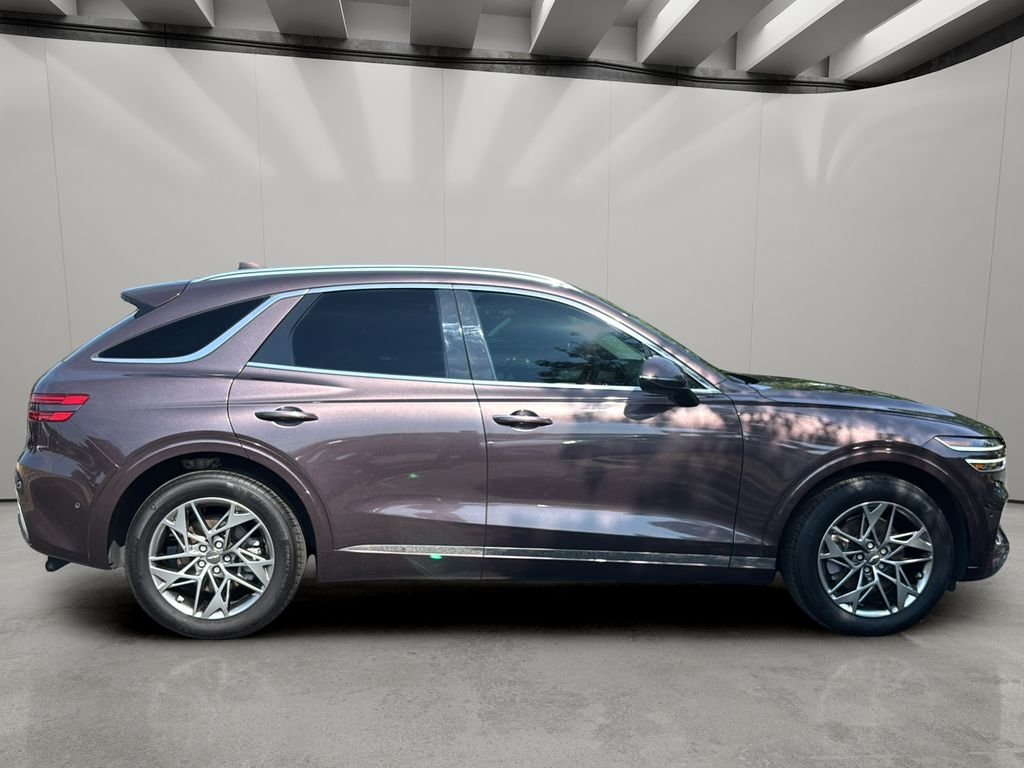 Used 2022 Burgundy Genesis 2.5T image 6