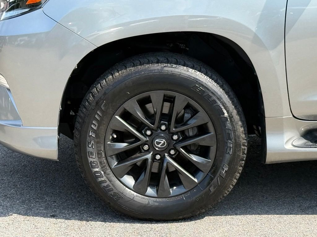 Used 2020 Silver Lexus 460 image 10