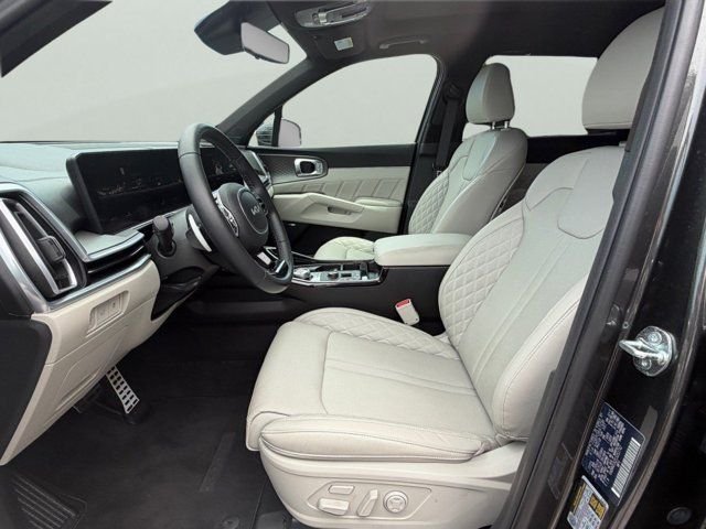 Certified Used 2025 Gray Kia SX Prestige image 13