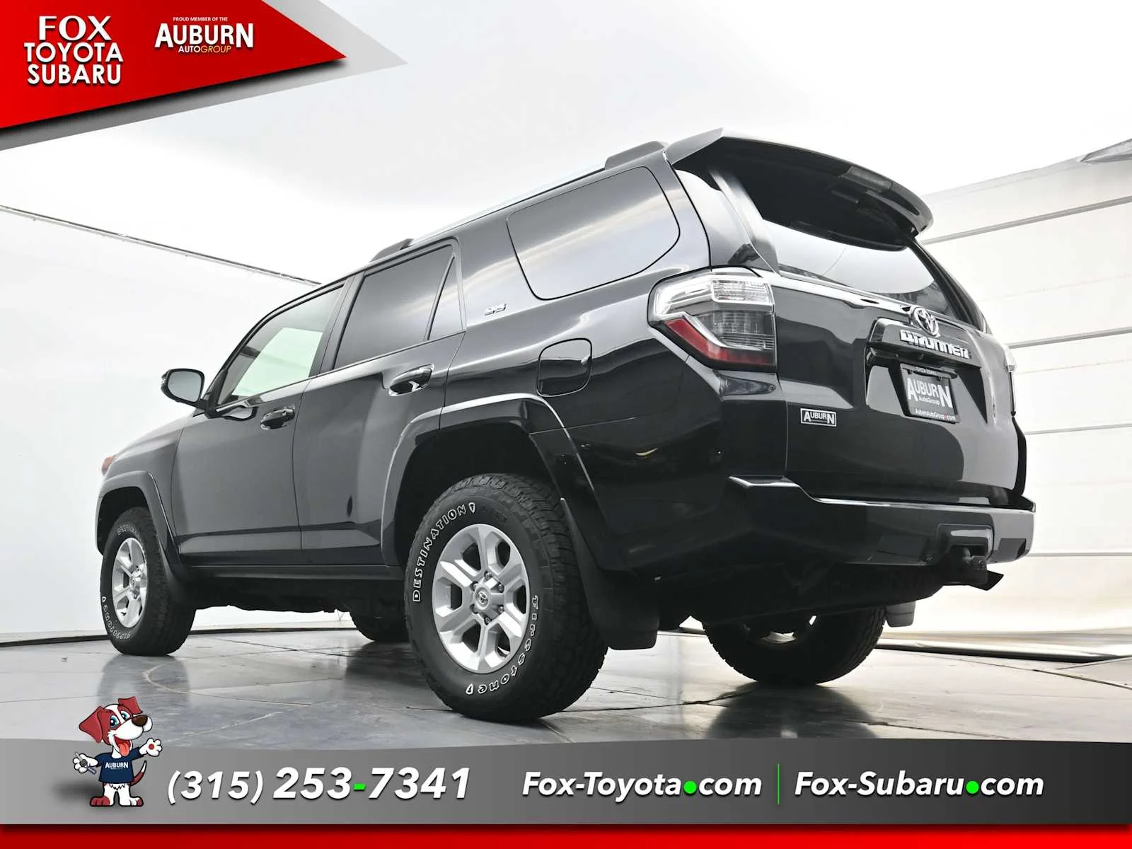 Used 2022 Midnight Black Metallic Toyota SR5 Premium image 20