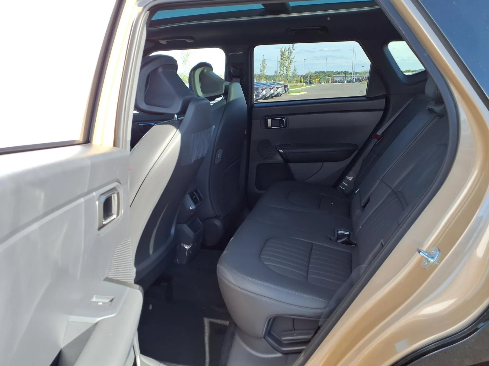 New 2027 Terrain Brown Kia X-Line SX image 12