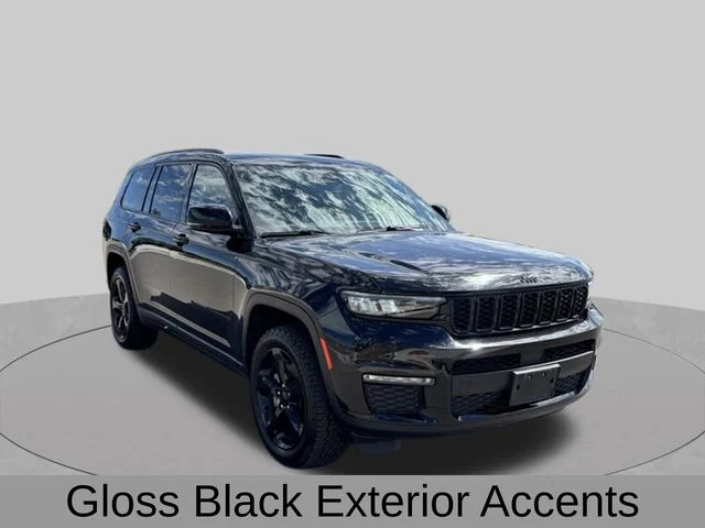 Used 2022 Black Jeep Limited image 11
