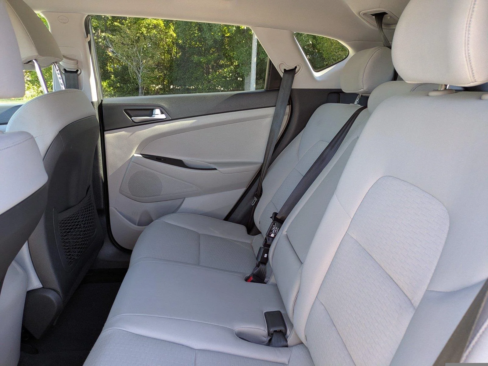 Used 2019 Coliseum Gray Hyundai Value image 14