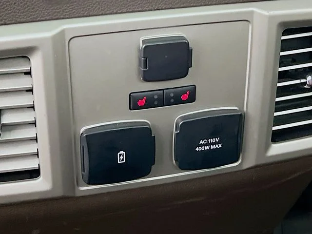 Used 2018 Black Ford King Ranch image 27