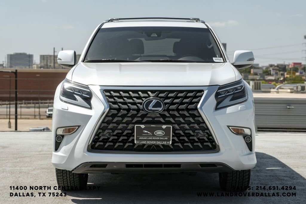 Used 2023 White Pearl Lexus 460 image 3