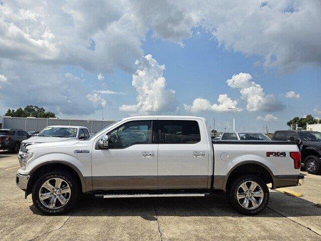 Used 2019  Ford LARIAT image 2