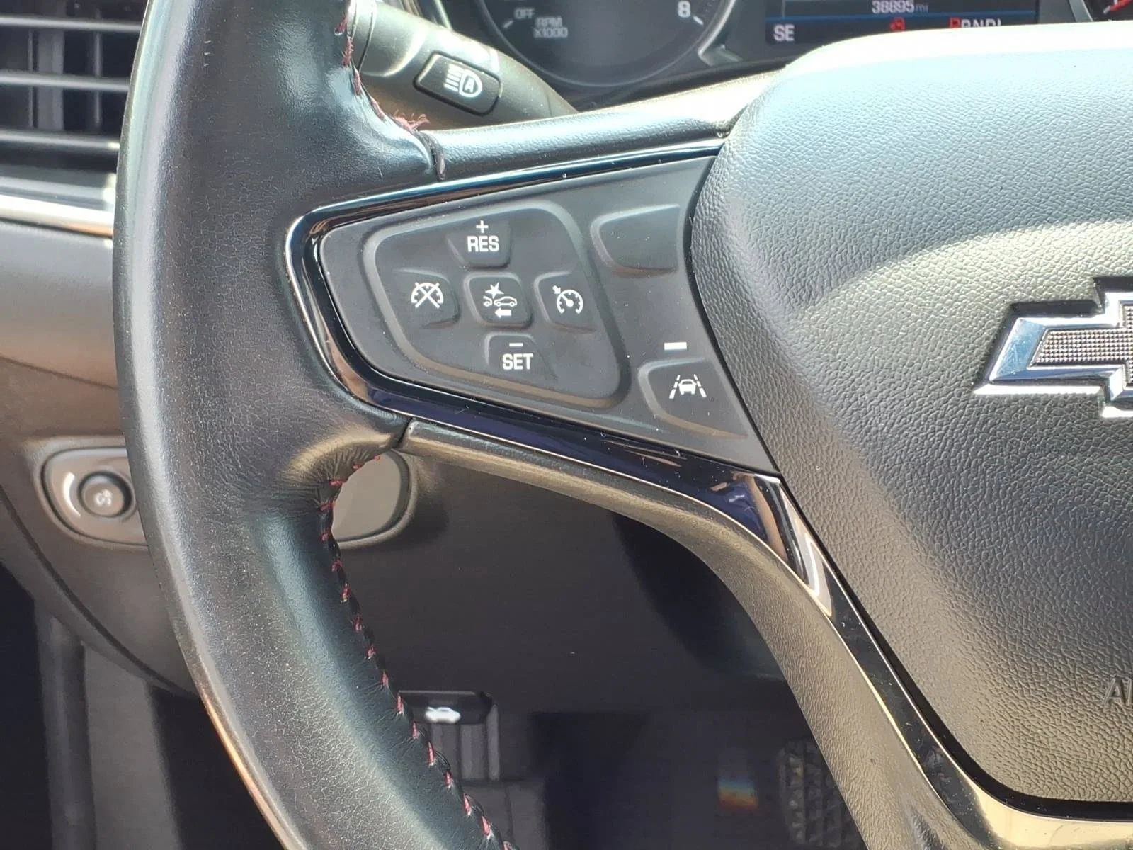 Used 2022 Mosaic Black Metallic Chevrolet RS image 17