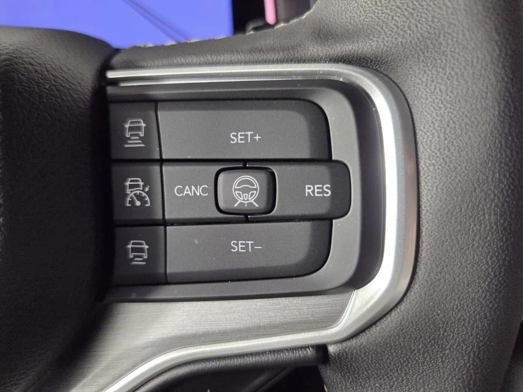 New 2026 High Gloss Black Exterior Paint Jeep Limited Altitude image 14