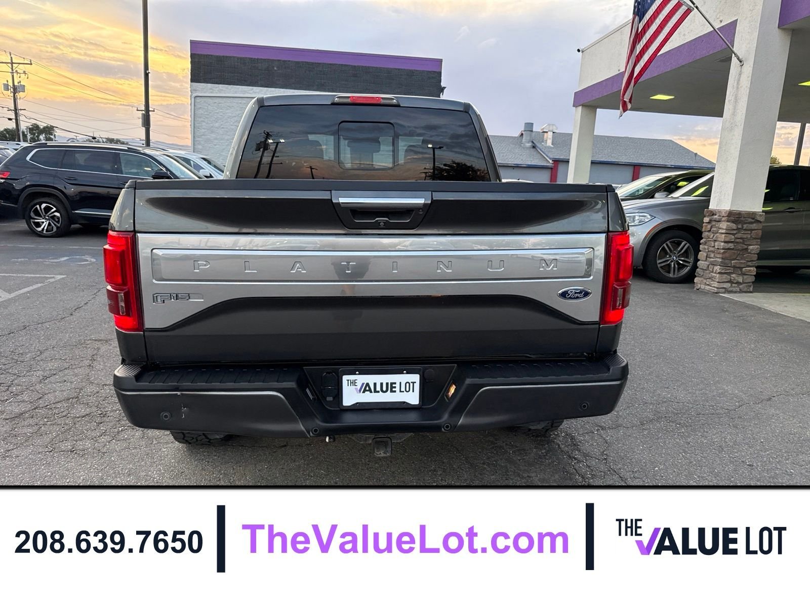 Used 2015  Ford Platinum image 5
