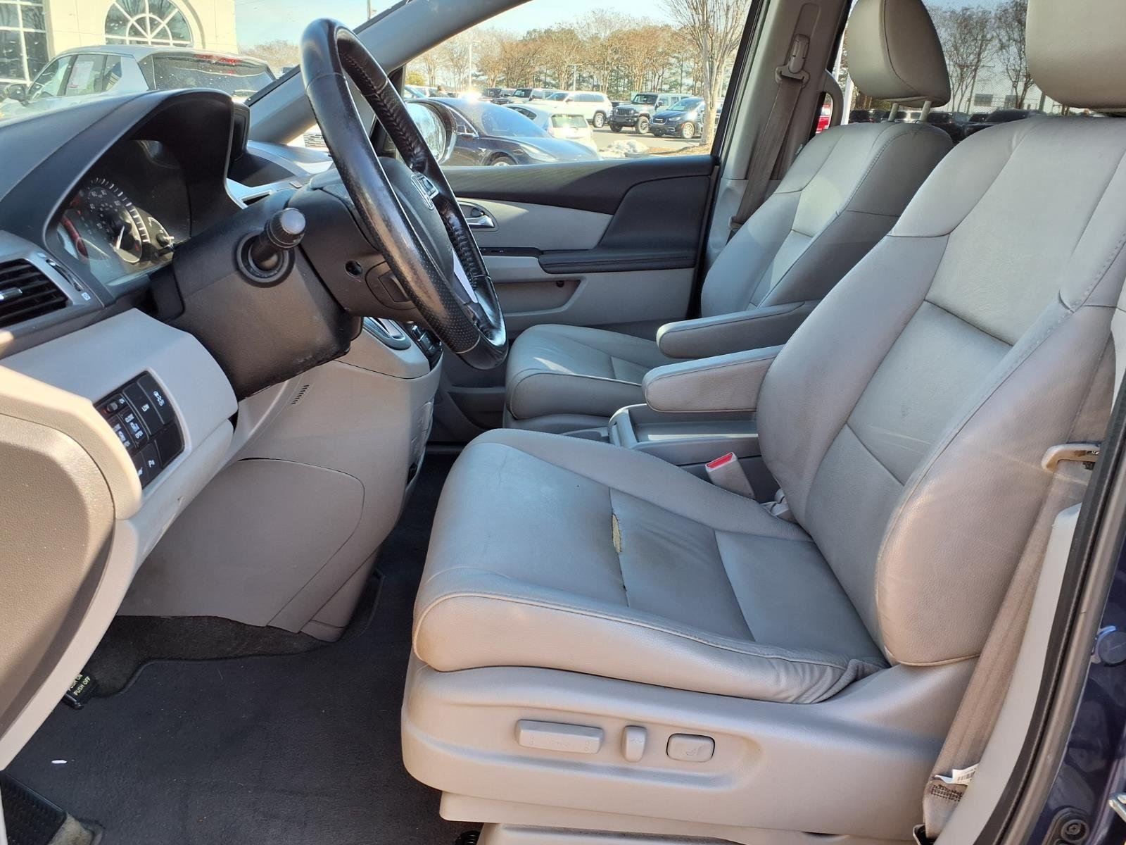 Used 2015  Honda  image 4