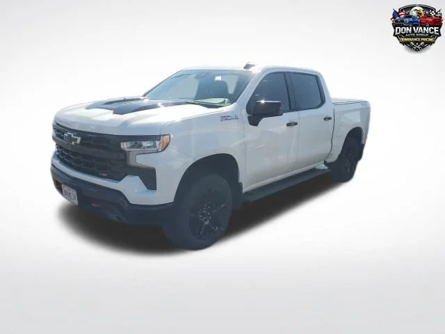 Used 2025 White Chevrolet LT Trail Boss image 1
