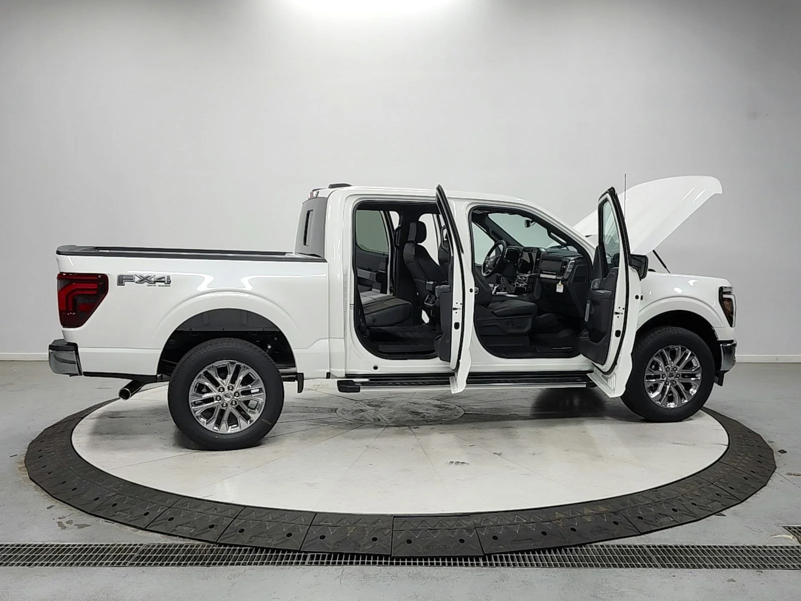 New 2026 White Ford Lariat image 16