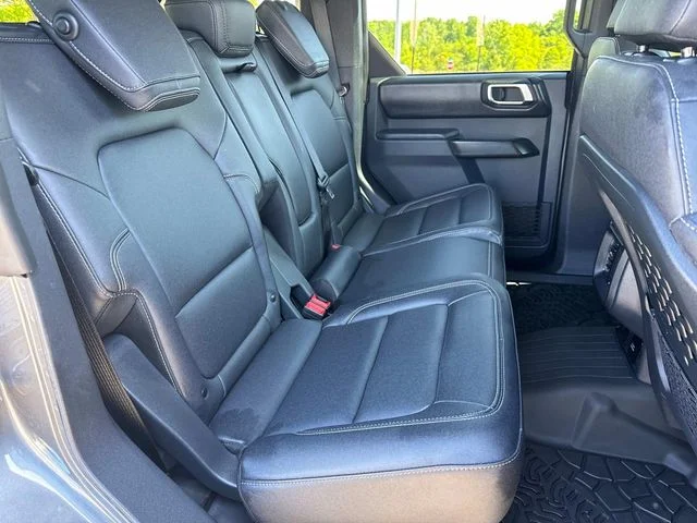 Used 2025 Gray Ford Badlands image 22