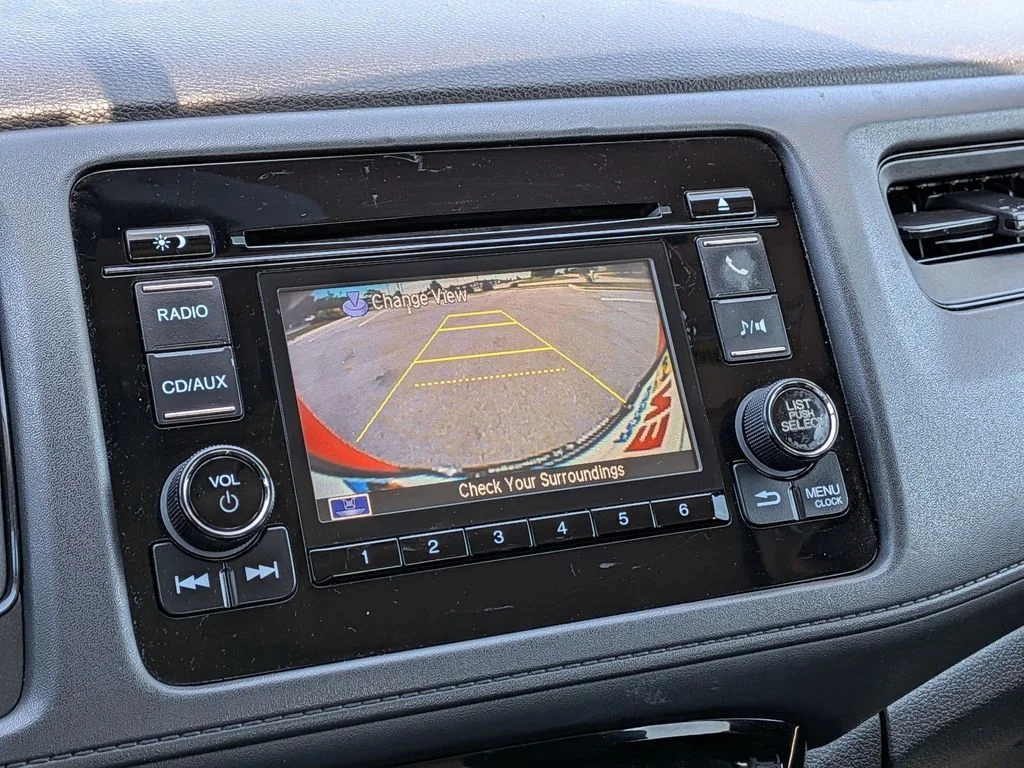 Used 2016  Honda LX image 17