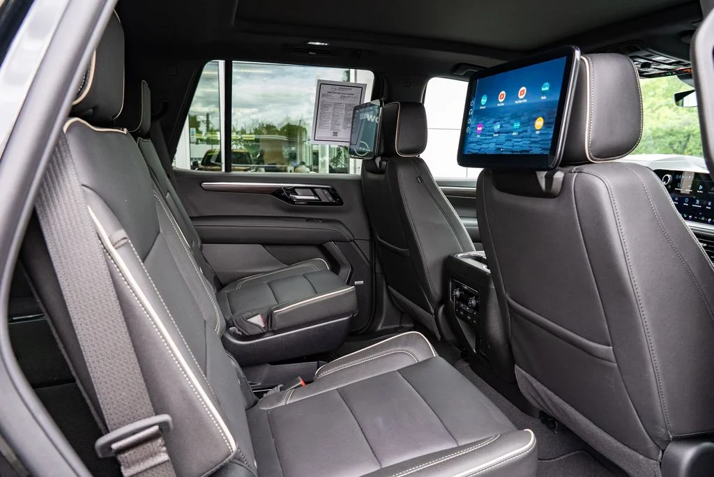 Used 2026 Black Chevrolet Premier image 28