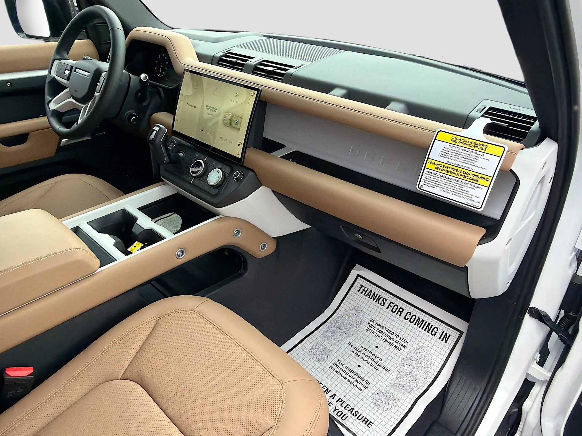 New 2026 Fuji White Land Rover X-Dynamic SE image 13