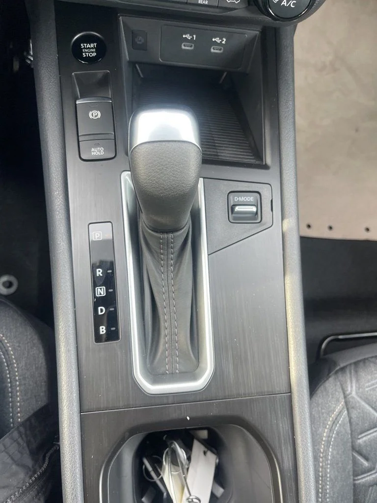 Used 2025 Blue Nissan SV image 17