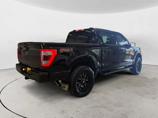 Used 2023 Black Metallic Ford Lariat image 5