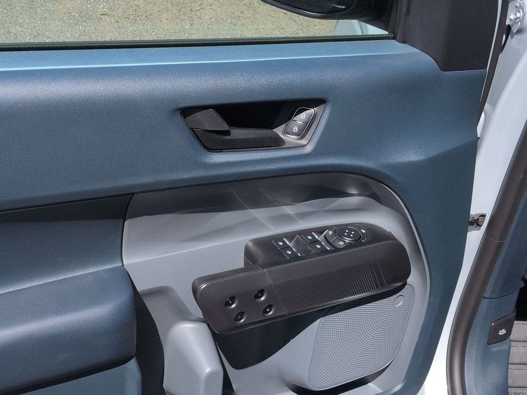New 2026 Space White Metallic Ford XLT image 43