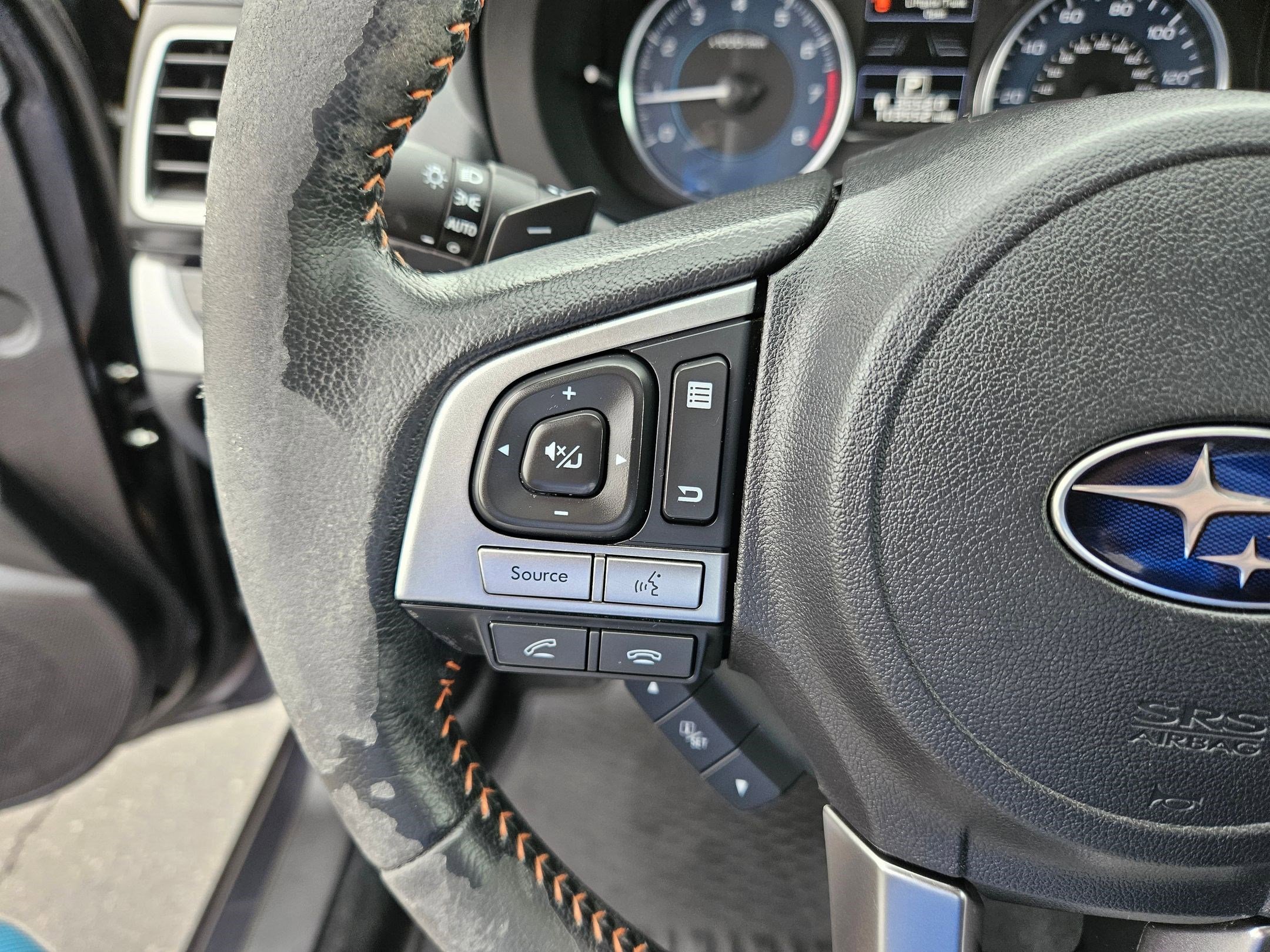 Used 2017 Dark Gray Metallic Subaru Limited image 18