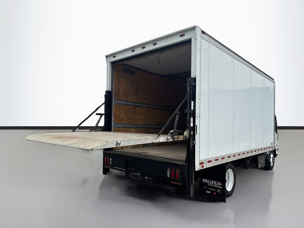 Used 2019 White Isuzu 18