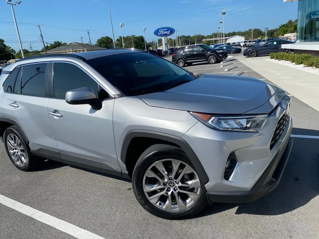 2021 Toyota RAV4 XLE Premium