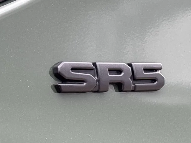 Used 2023 Green Toyota SR5 image 10