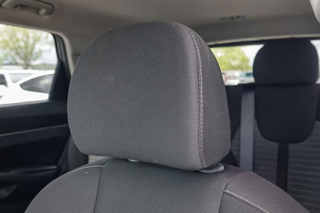 Certified Used 2022 Everlasting Silver Kia LX image 24