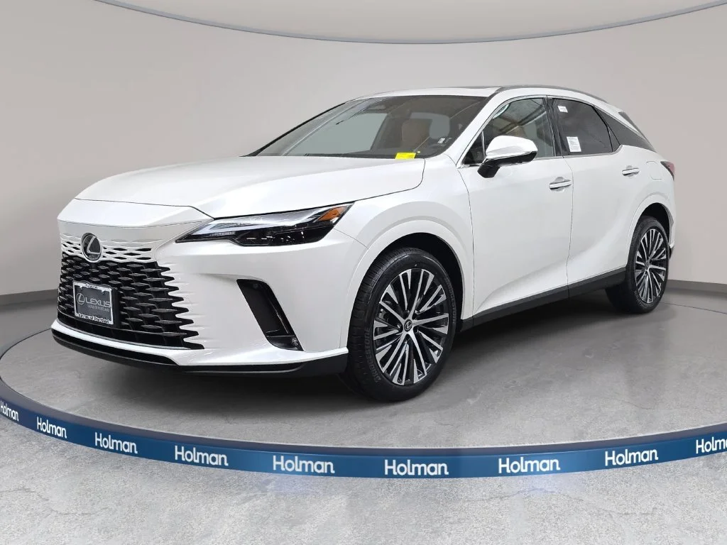 New 2026 Eminent White Pearl Lexus PREMIUM PLUS image 1