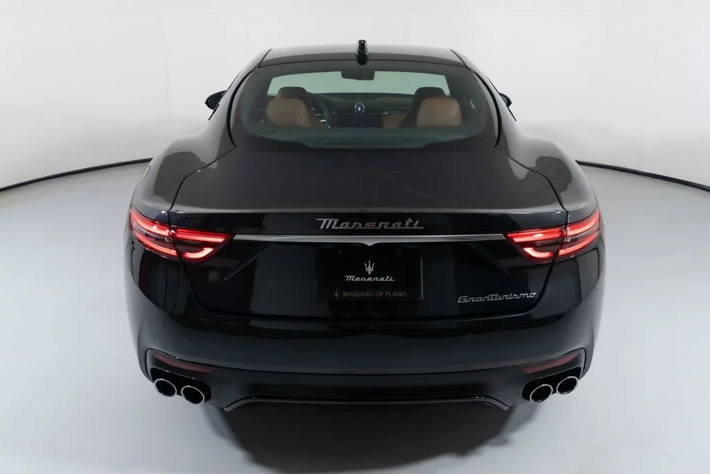 Used 2025 Nero Assoluto Metallic Maserati Granturismo image 13