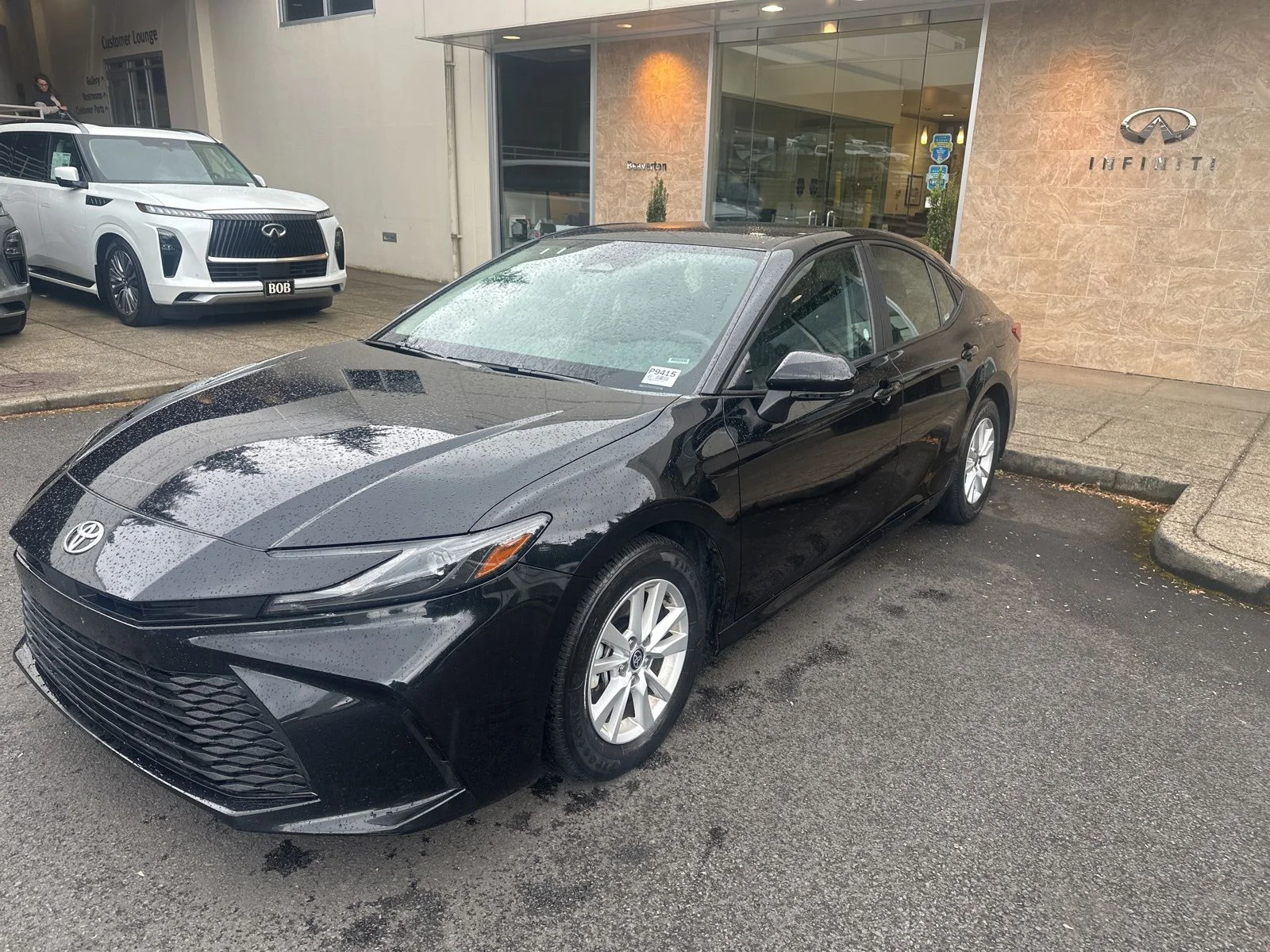 2025 Toyota Camry LE Hybrid's photo