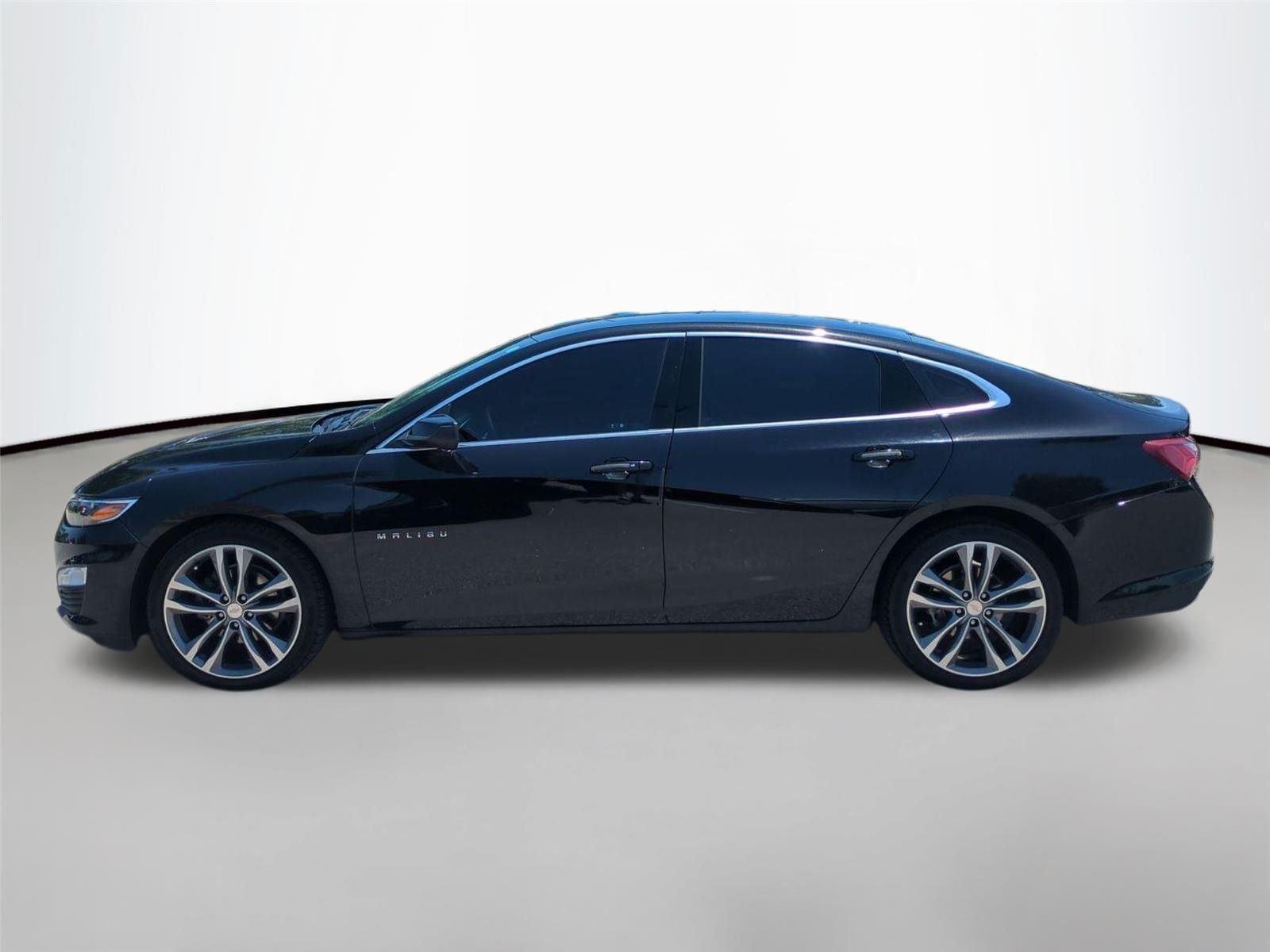 Used 2022 Mosaic Black Metallic Chevrolet LT image 2