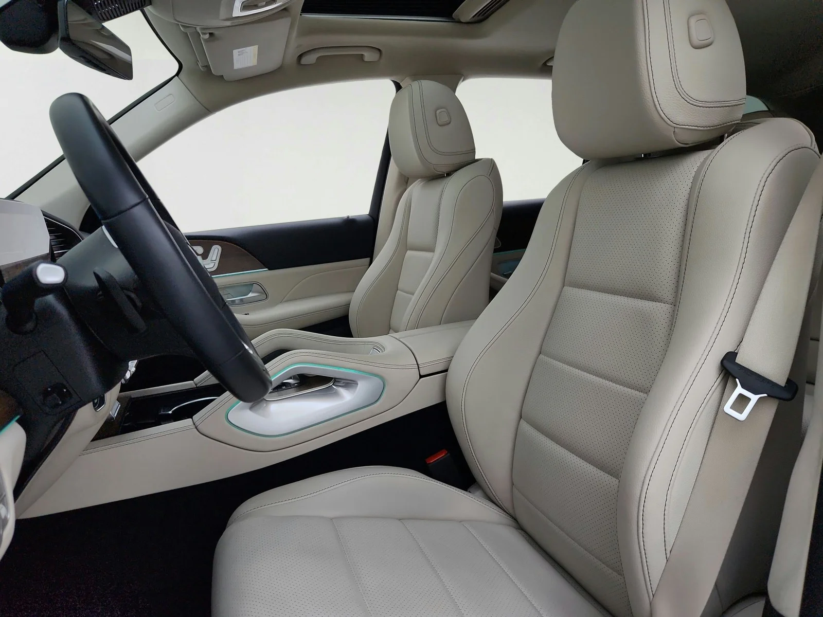 Certified Used 2022 Polar White Mercedes-Benz GLE 350 image 17