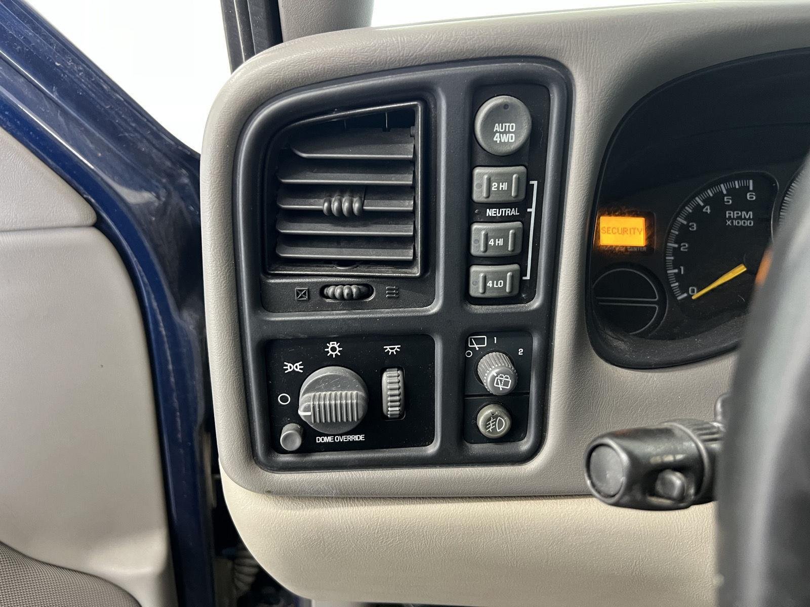 2001 Chevrolet Suburban Base - Photo 14