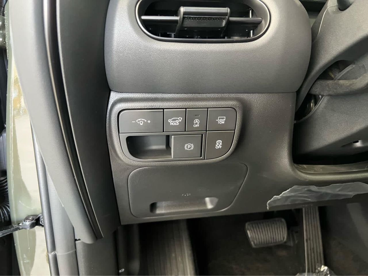 New 2026 Creamy White Pearl Hyundai XRT Pro image 14