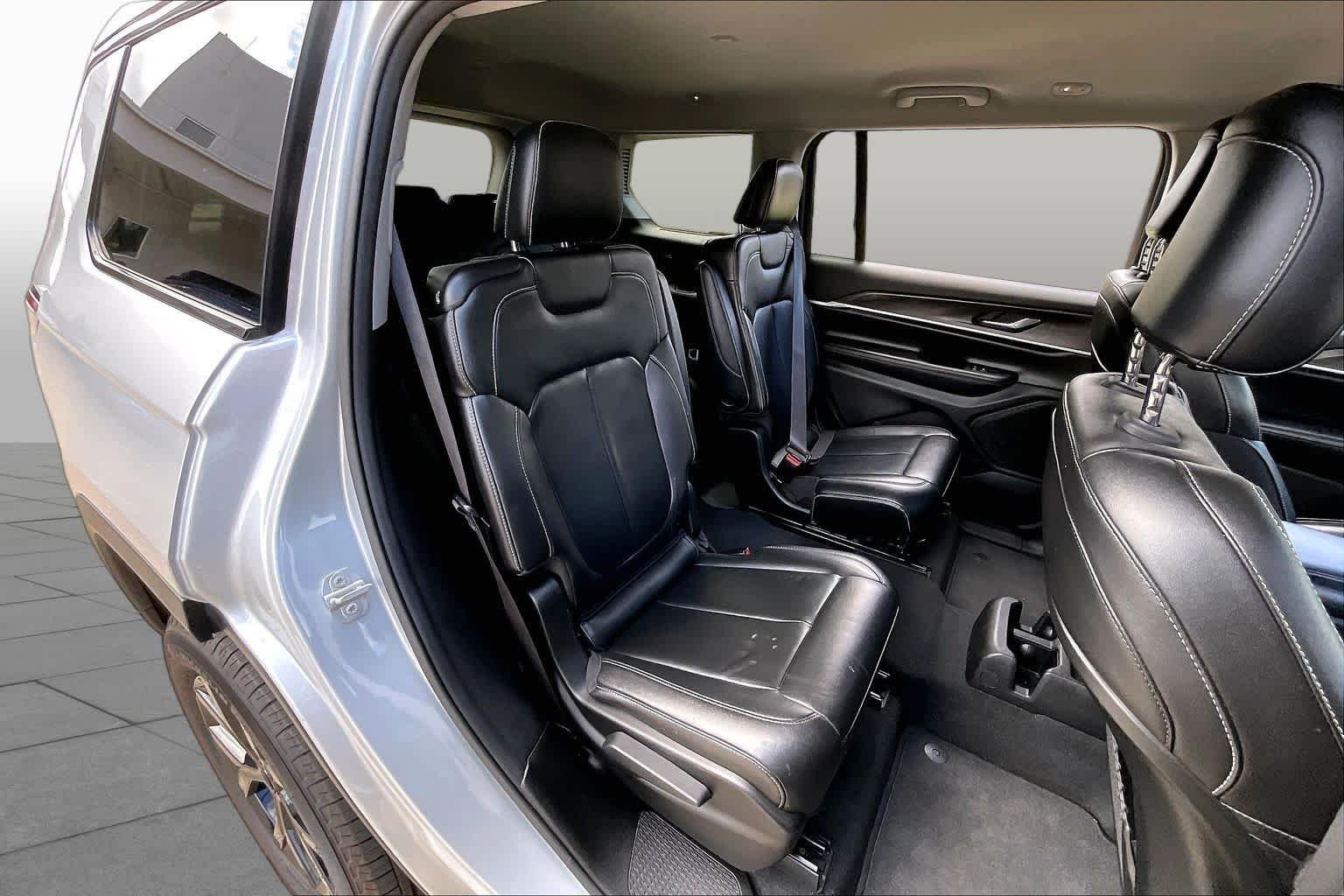 Certified Used 2023 Silver Zynith Jeep Limited image 19