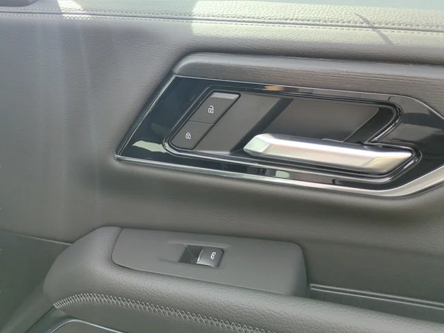 2026 GMC Yukon Denali - Photo 22