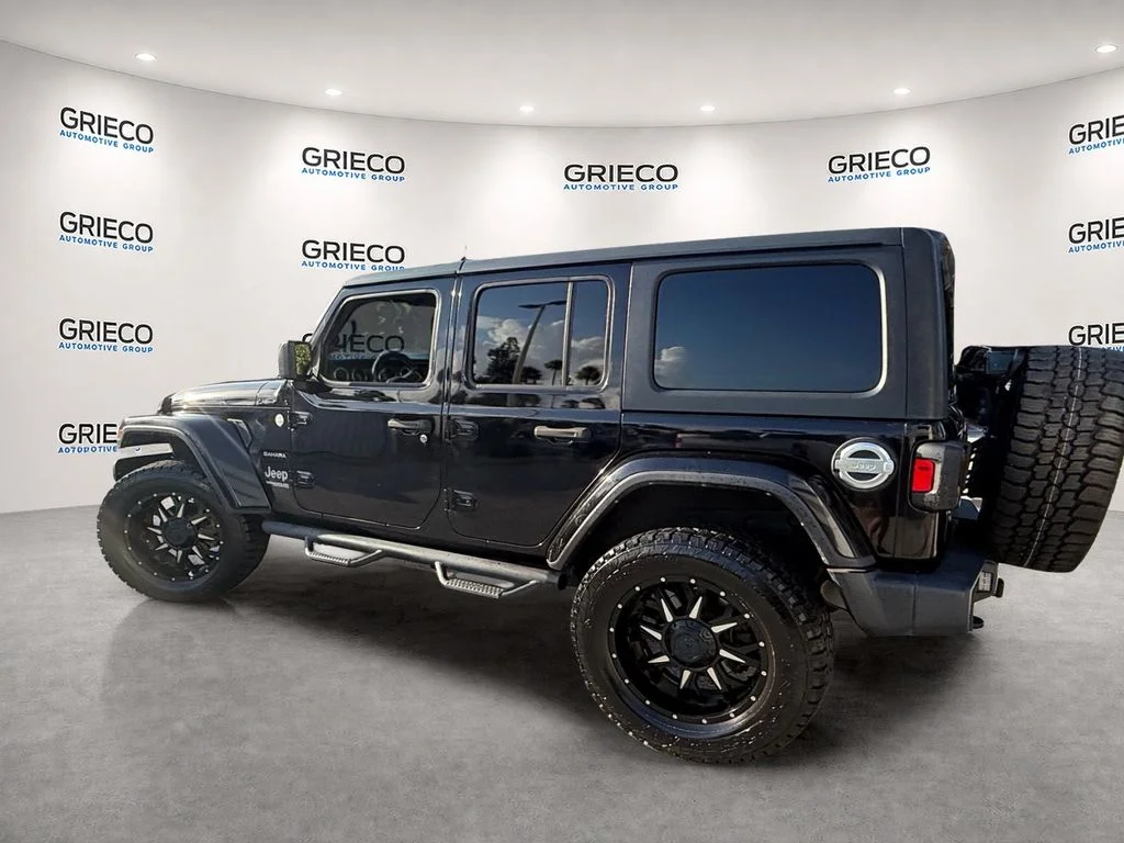 Used 2018 Black Clearcoat Jeep Unlimited Sahara image 5