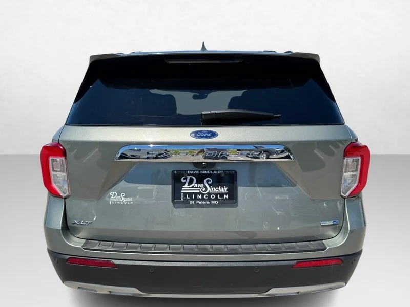 Used 2020 Silver Spruce Metallic Ford XLT 4WD image 6