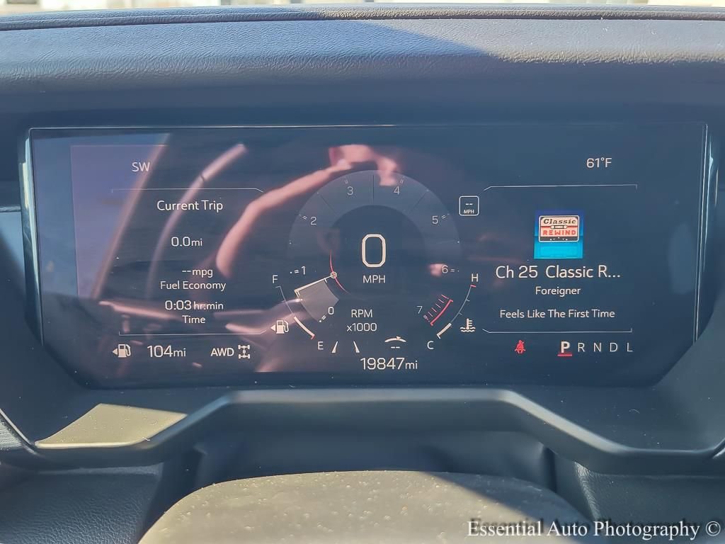 2025 GMC ACADIA - Image 12