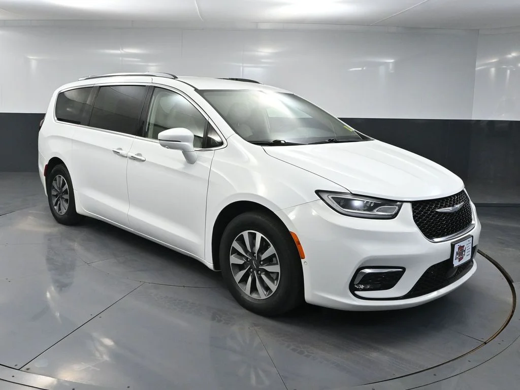 2021 Chrysler Pacifica Hybrid Touring L