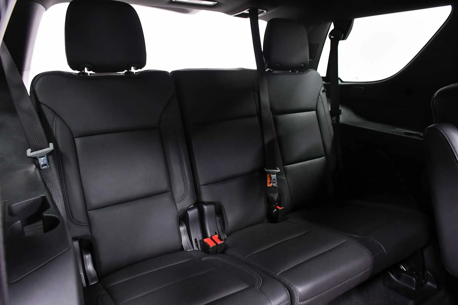 Used 2025 Dark Ash Metallic Chevrolet LT image 25