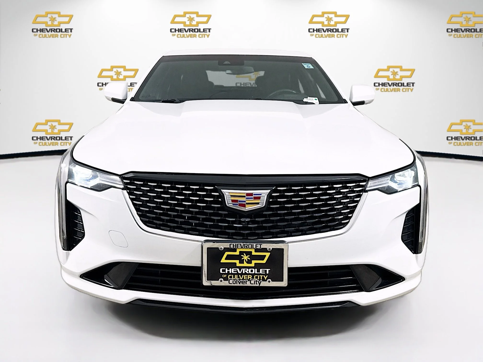 Used 2023 Summit White Cadillac Luxury image 2