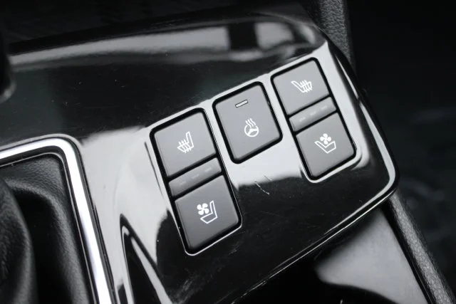 Used 2023 Black Kia SX-Prestige image 11