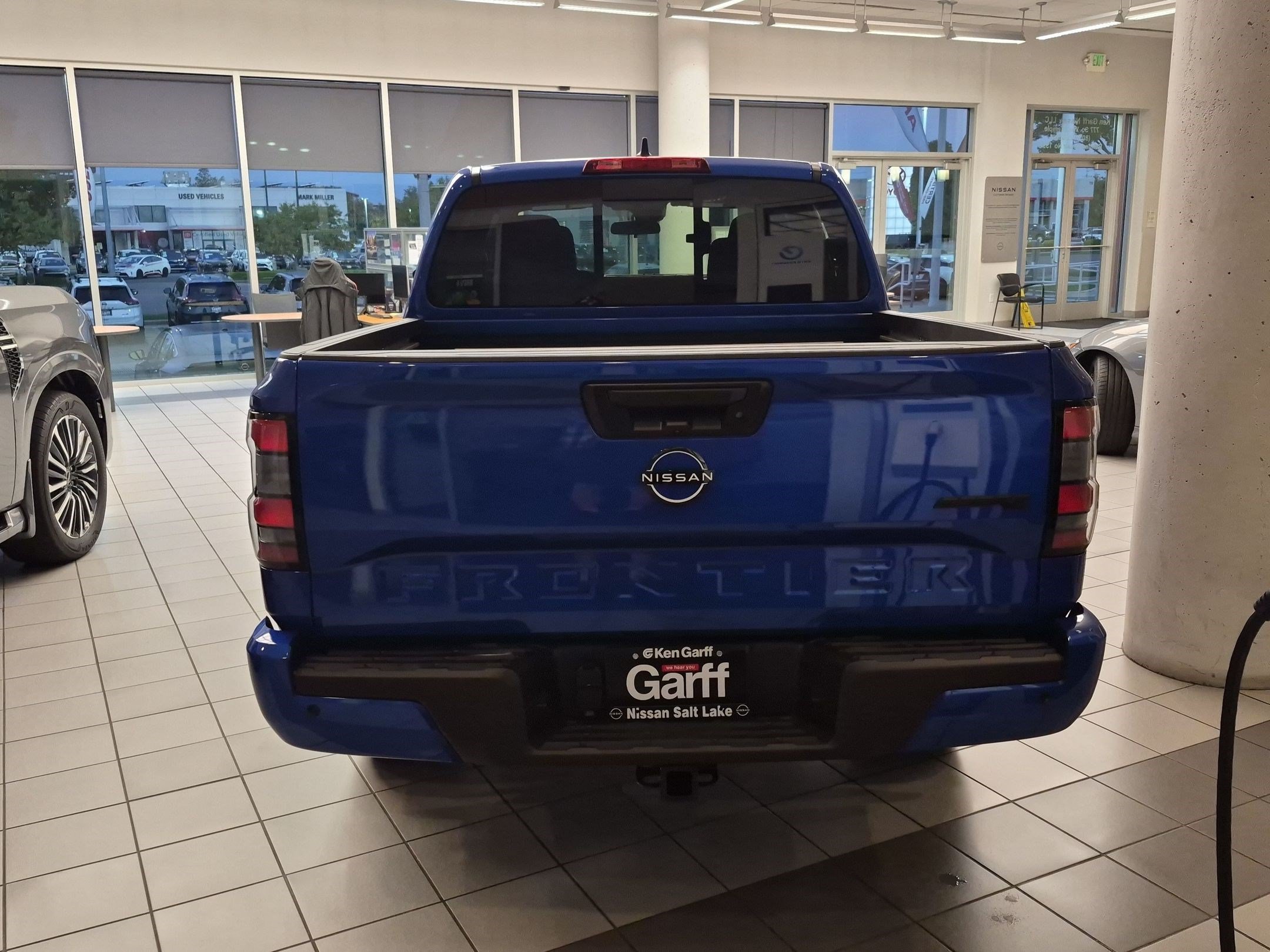 New 2027 Bluestone Pearl Nissan Crew Cab SV image 4