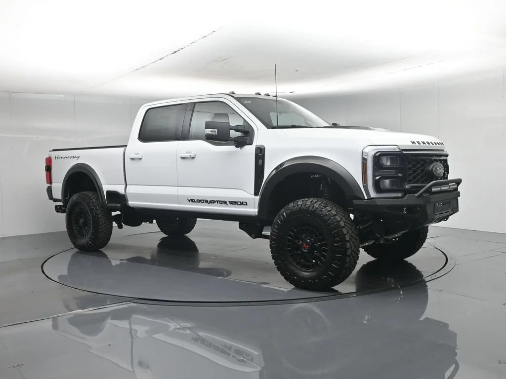 New 2026 Oxford White Ford Lariat image 29