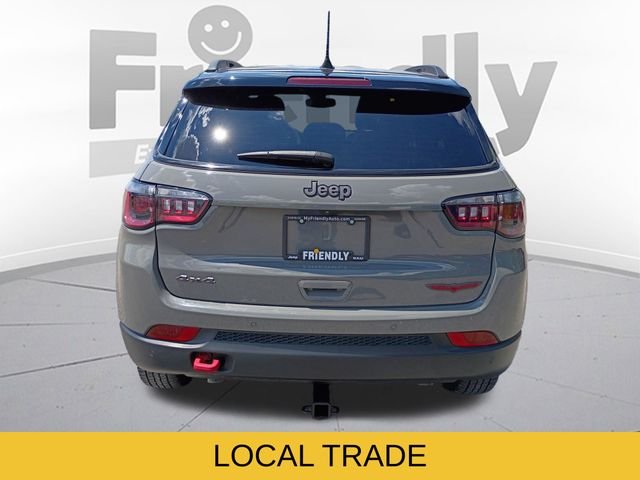 Used 2023 Gray Jeep Trailhawk image 6