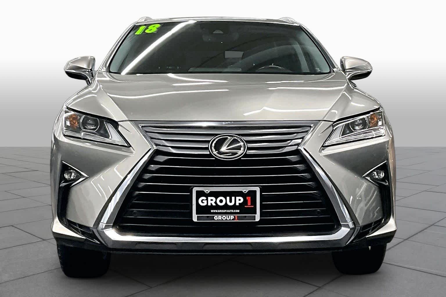 Used 2018 Atomic Silver Lexus  image 3