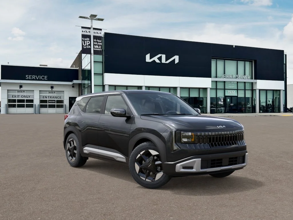 New 2027 Gray Kia S image 8