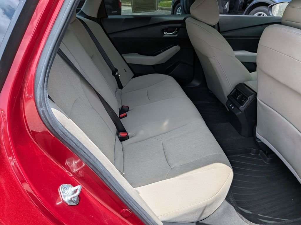 Used 2025 Red Honda SE image 23